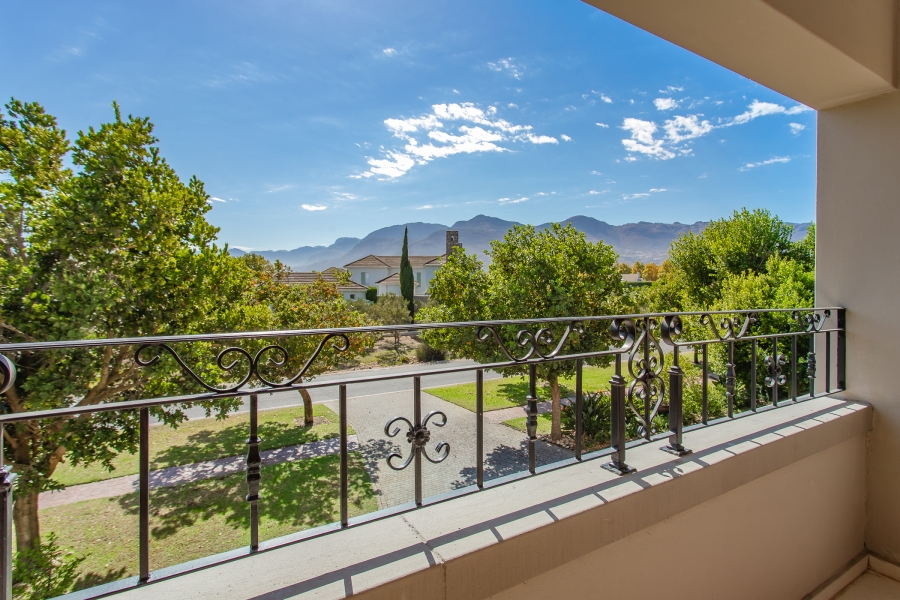 5 Bedroom Property for Sale in Val De Vie Estate Western Cape